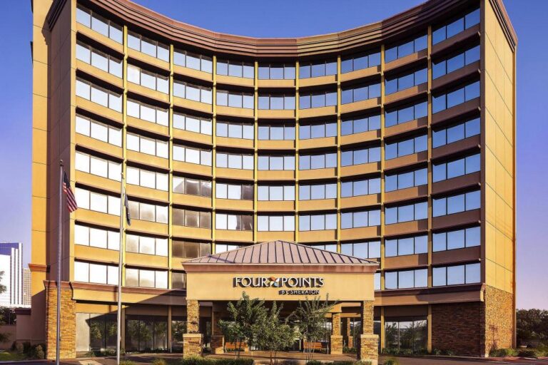 Four Points by Sheraton Houston Greenway Plaza