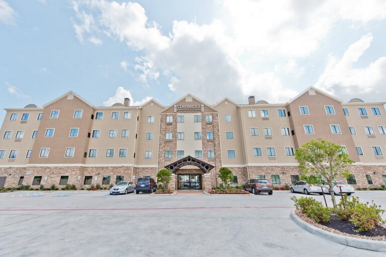 Staybridge Suites Houston Humble Beltway 8 East